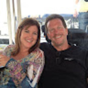 Meet your Posher, Lorie